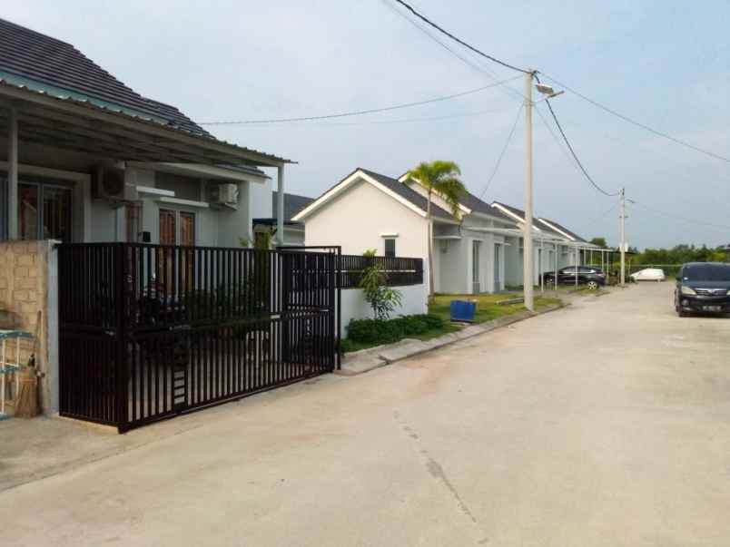 dijual rumah green bay tiban