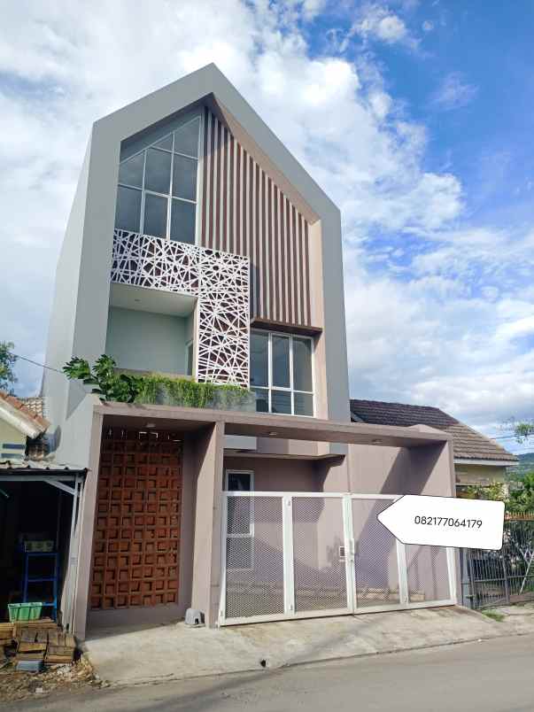 dijual rumah griya alam sentul city