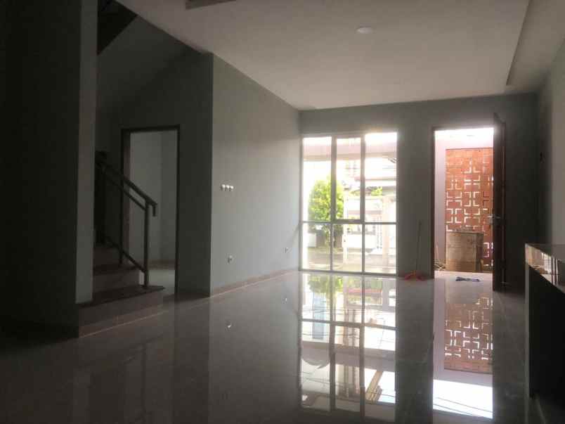 dijual rumah griya alam sentul city