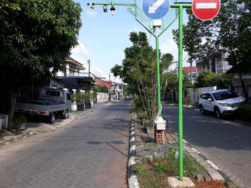 dijual rumah griya bintara indah blok