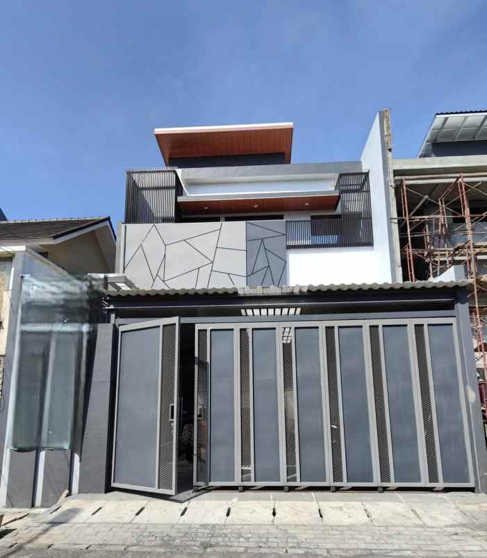 dijual rumah griya kebraon