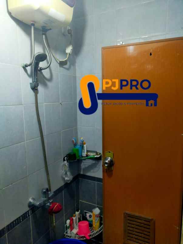 dijual rumah harapan indah 2 dalam cluster