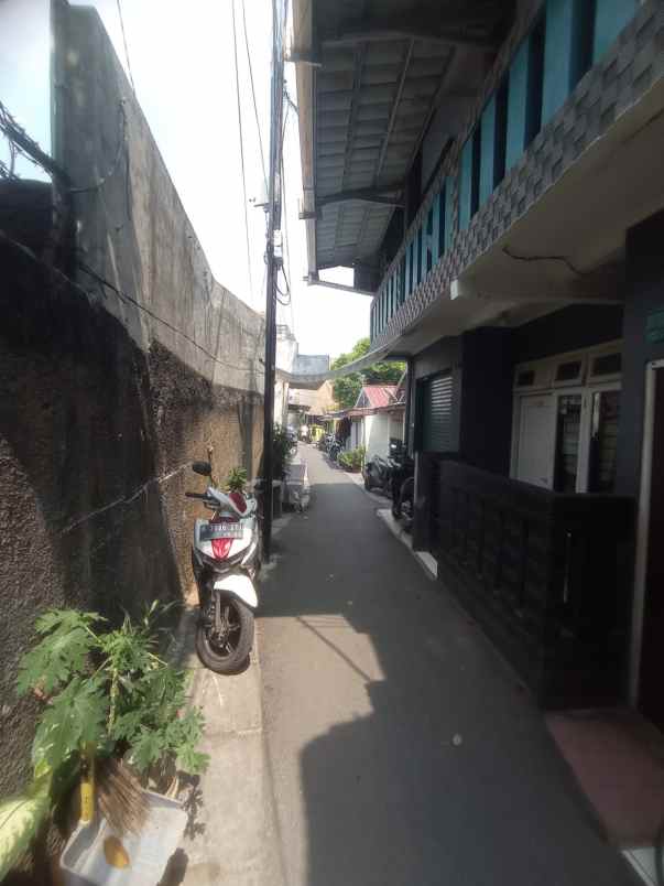 dijual rumah hubungi didik