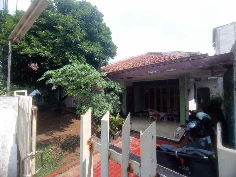 dijual rumah hubungi didik