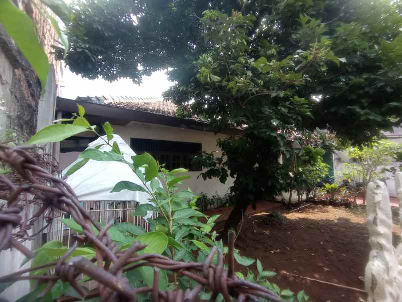 dijual rumah hubungi didik