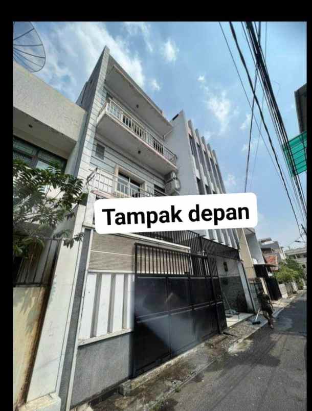 dijual rumah jakarta barat tambora