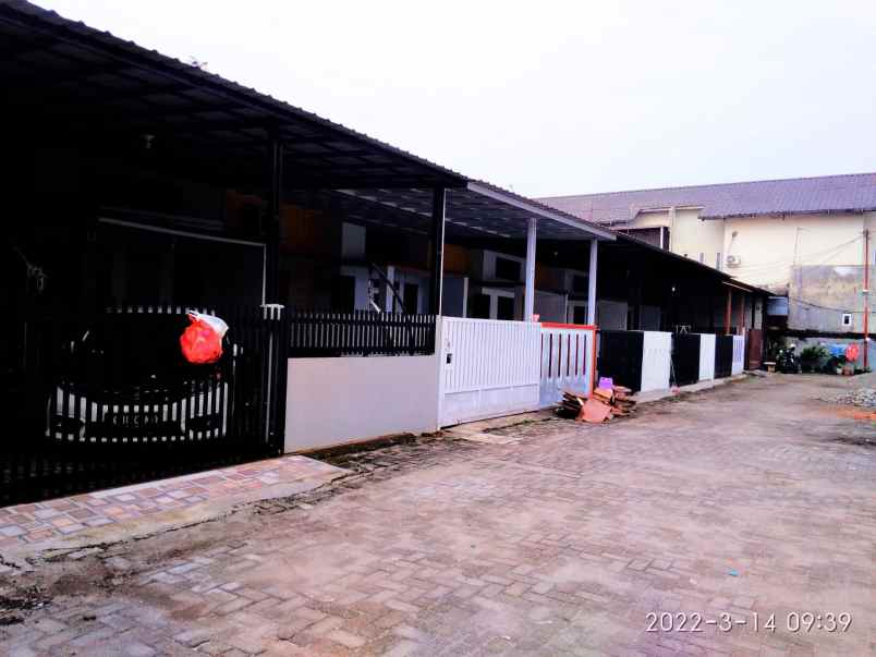 dijual rumah jalan abadi ringroad setiabudi