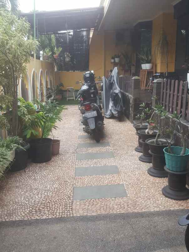 dijual rumah jalan danau ranau