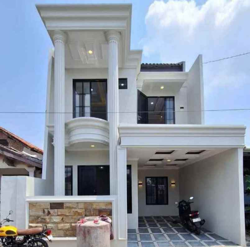 dijual rumah jalan haji kocen