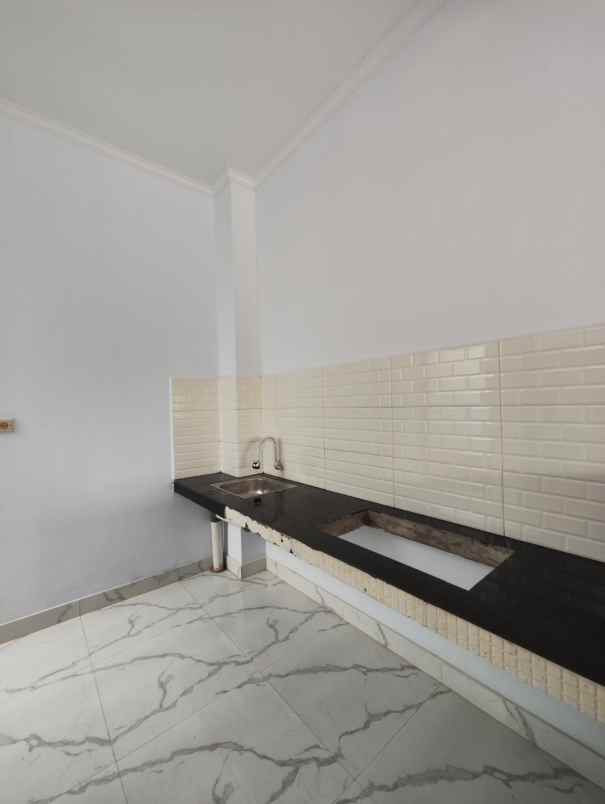 dijual rumah jalan harjamukti