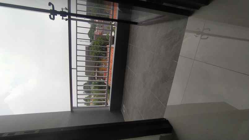 dijual rumah jalan lestari