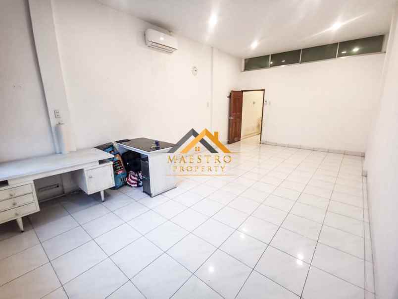 dijual rumah jalan letkol martinus