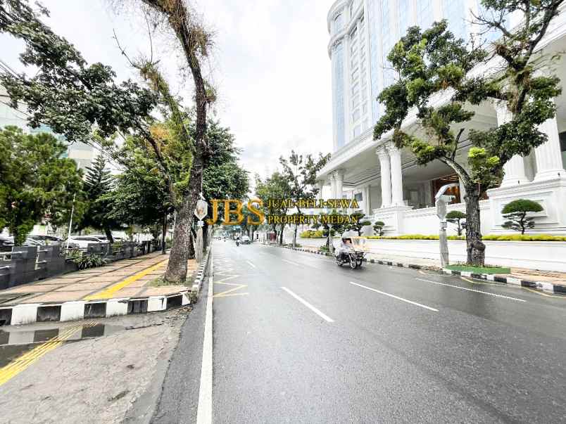 dijual rumah jalan pangeran diponegoro