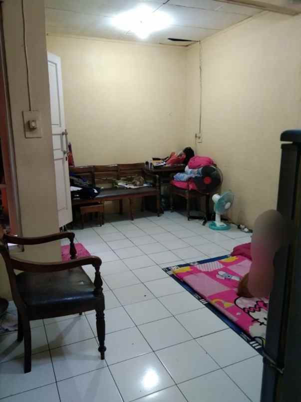 dijual rumah jalan penggilingan raya