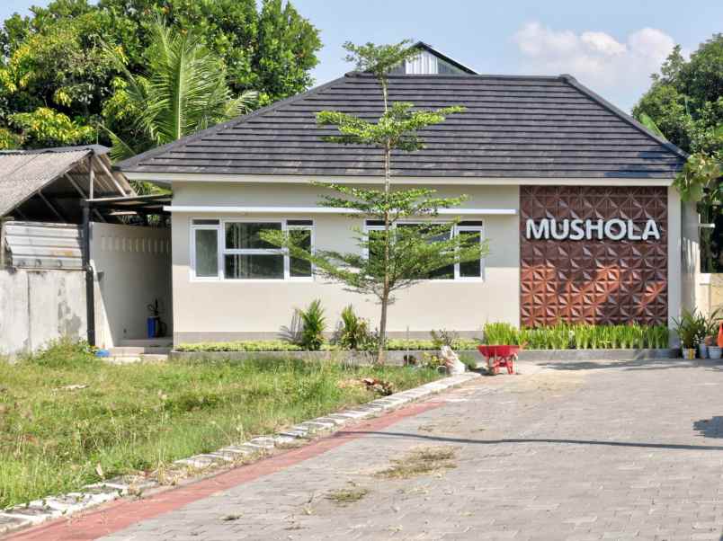 dijual rumah jalan pleret