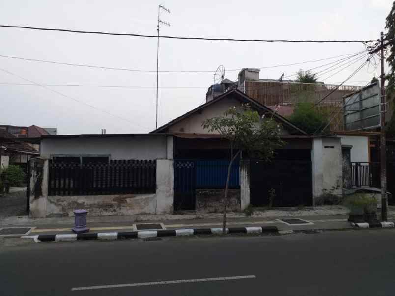 dijual rumah jalan ronggowarsito