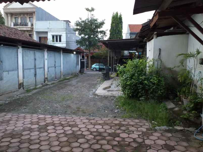 dijual rumah jalan ronggowarsito