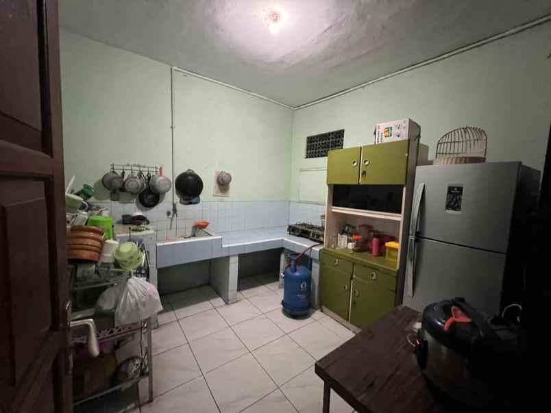 dijual rumah jalan sadewa