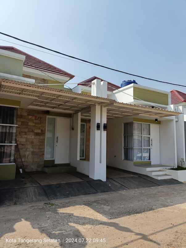 dijual rumah jalan serua raya