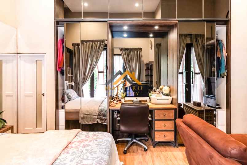 dijual rumah jalan suluh fully