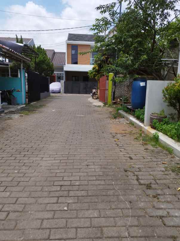 dijual rumah jalan wibawa mukti