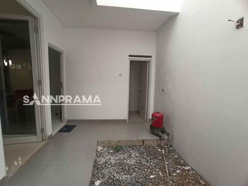 dijual rumah jatirangga