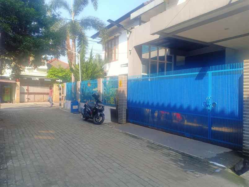 dijual rumah jatiwaringin pondok gede