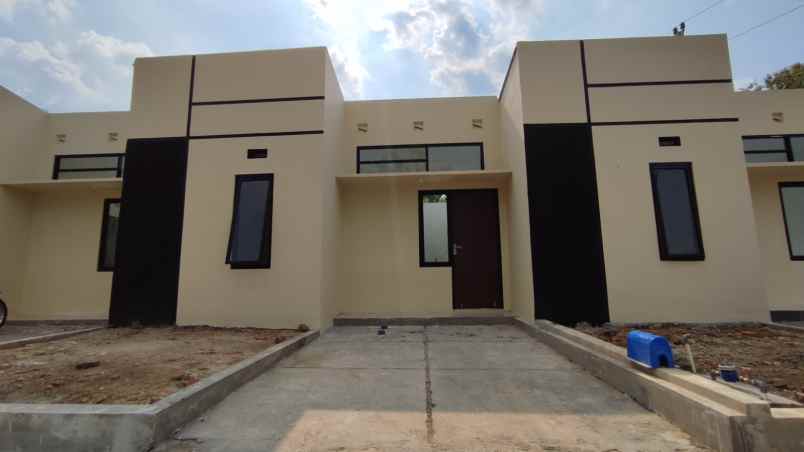 dijual rumah jeruksawit