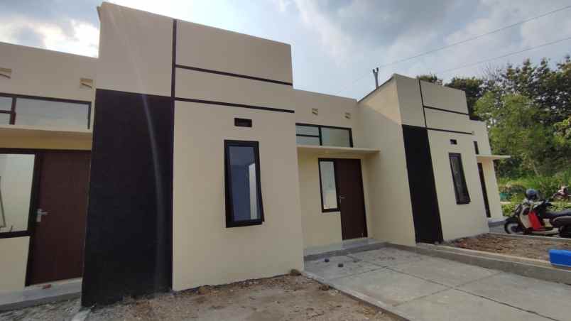 dijual rumah jeruksawit