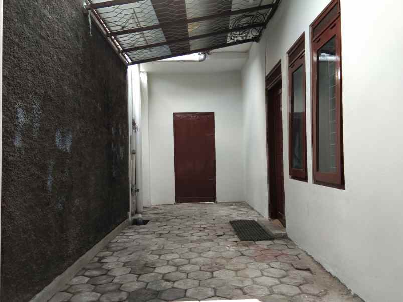 dijual rumah jl banteng baru vi no 22