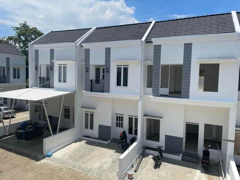 dijual rumah jl boro bugis rt 17 rw 03