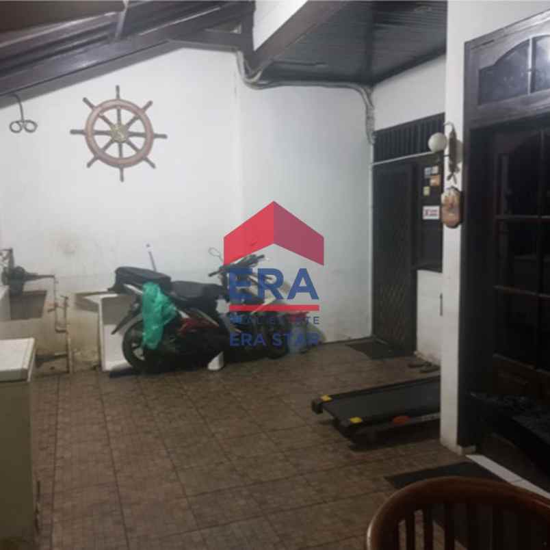 dijual rumah jl danau bawah