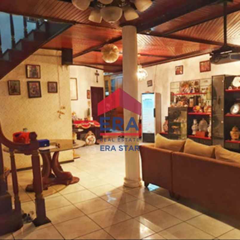 dijual rumah jl danau bawah