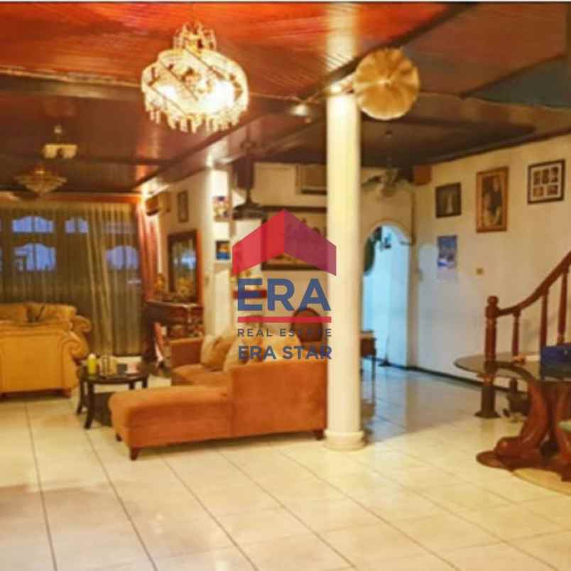 dijual rumah jl danau bawah