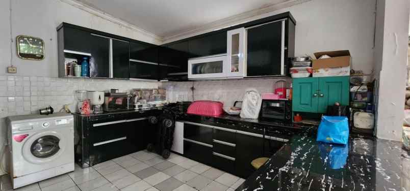 dijual rumah jl h abdul majid