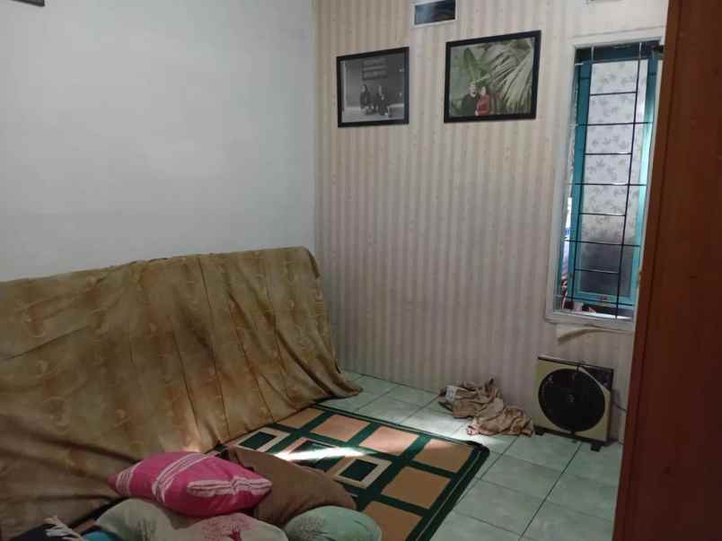 dijual rumah jl harapan cisaranten