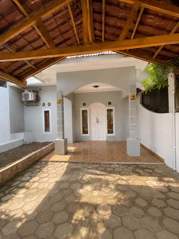 dijual rumah jl hj sulaiman rt 04 07