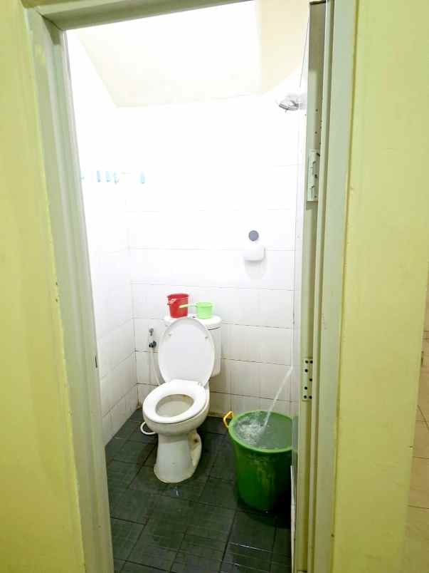 dijual rumah jl joe lenteng agung