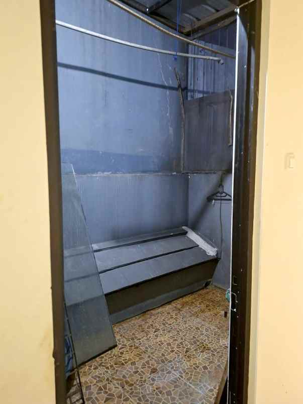 dijual rumah jl joe lenteng agung