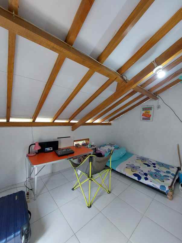 dijual rumah jl kaliurang km 12