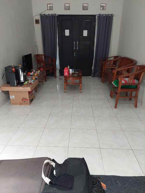 dijual rumah jl kebon agung karang