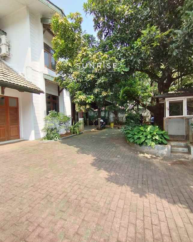 dijual rumah jl kemang dalam jakarta