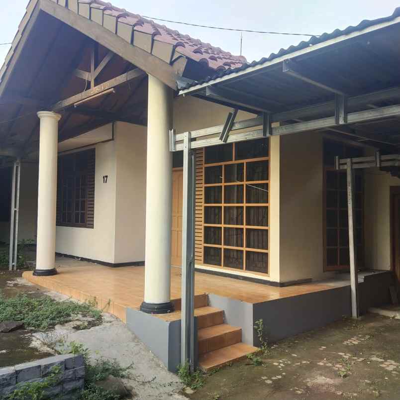 dijual rumah jl kesehatan