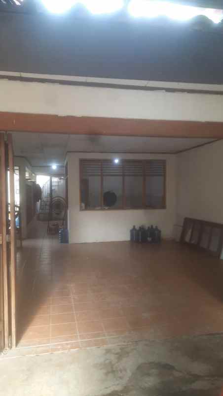 dijual rumah jl kesehatan