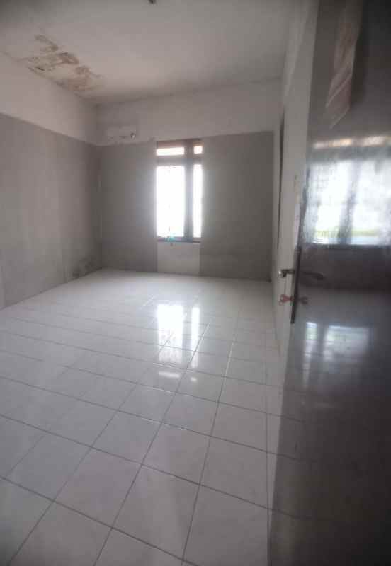 dijual rumah jl lebak surabaya