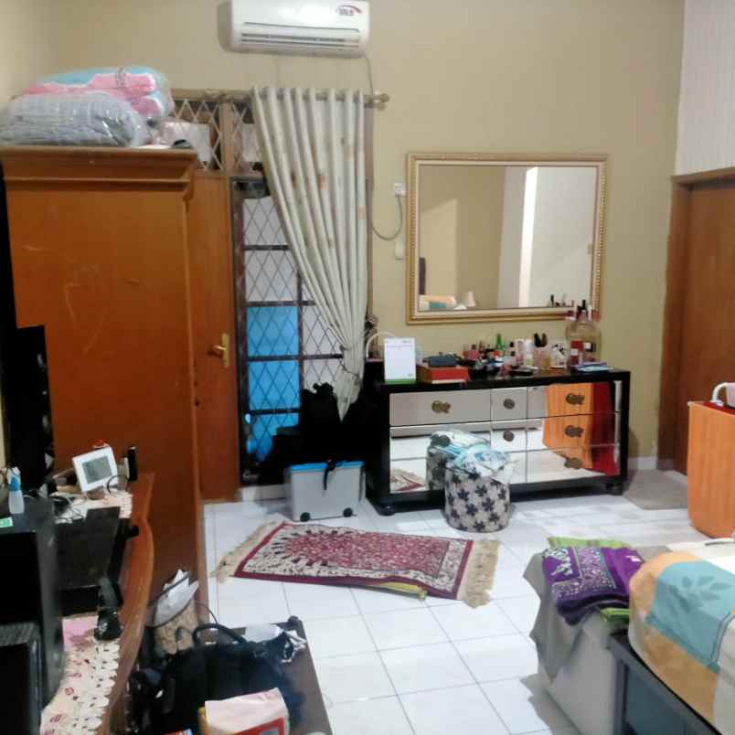 dijual rumah jl mualim