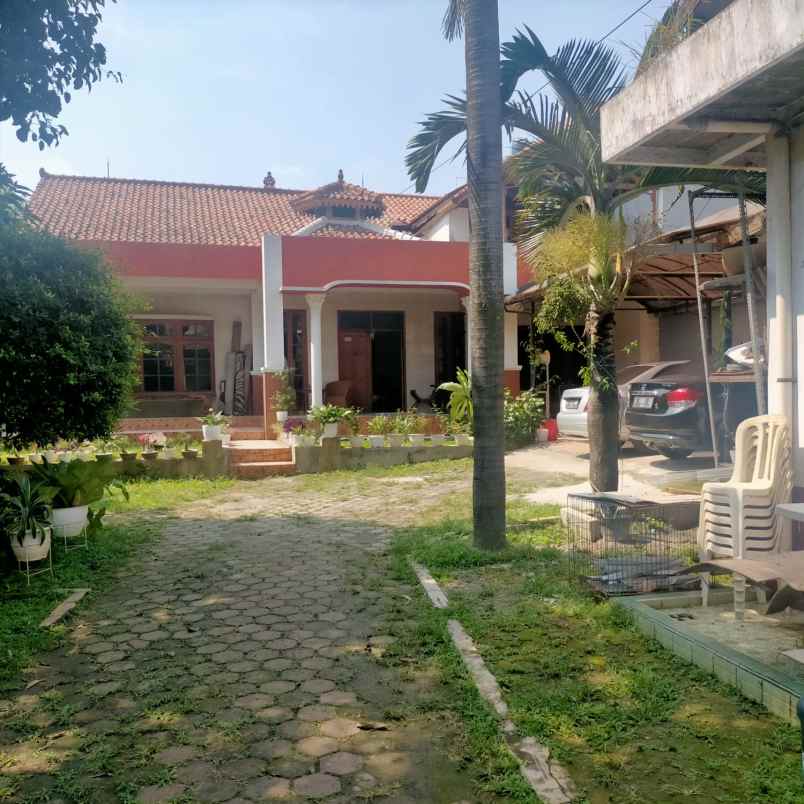 dijual rumah jl mualim