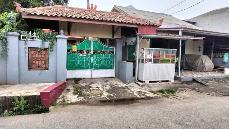 dijual rumah jl mualim