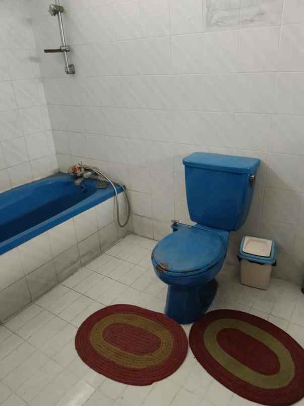 dijual rumah jl nayaga