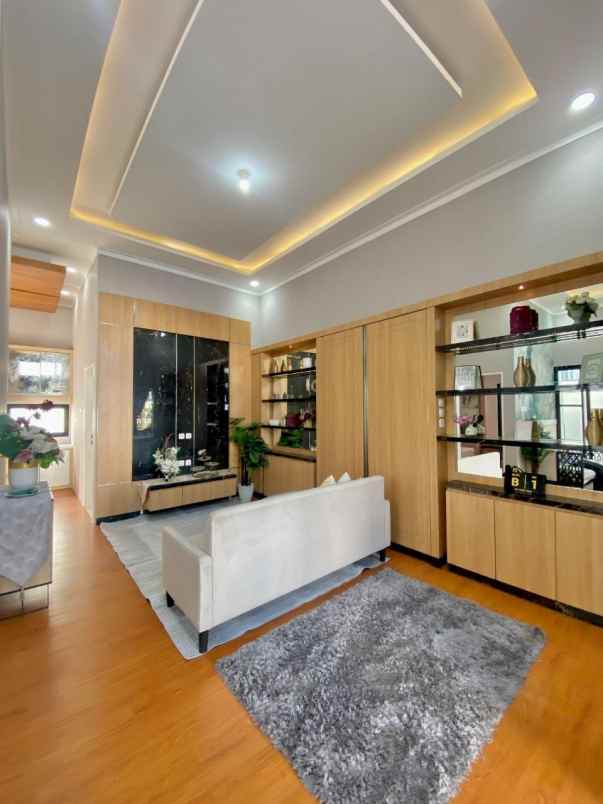 dijual rumah jl nurul amal